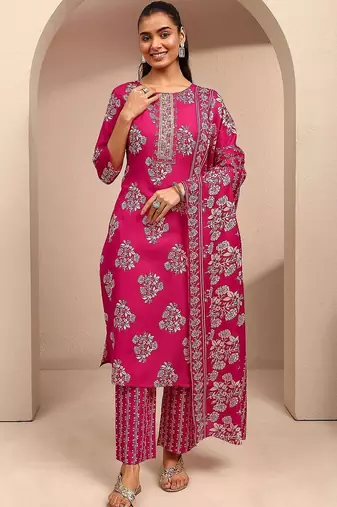 women floral printed regular thread work kurta with trousers & with dupatta