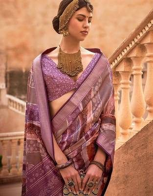 Mauve ethnic motifs zari banarasi saree 3