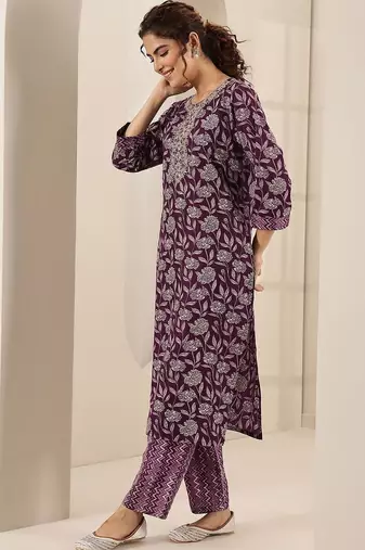 women floral printed regular thread work kurta with trousers & with dupatta