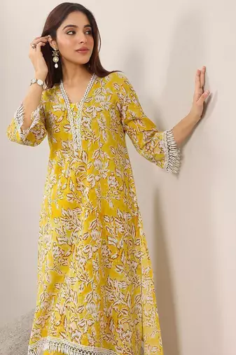 floral printed v-neck a-line kurta with trousers