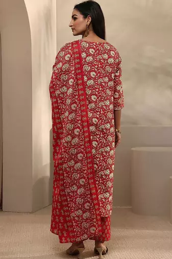 women floral printed regular thread work kurta with trousers & with dupatta
