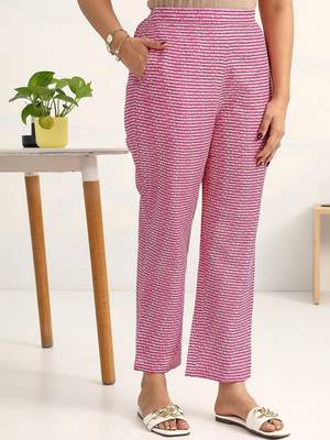 women floral printed regular cotton blend kurta with trousers & with dupatta 7