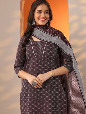 women ethnic motifs printed kurta with trouser & dupatta 6