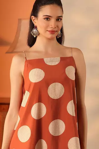 women geometric printed a-line kurti with trousers
