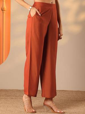 women geometric printed a-line kurti with trousers 6