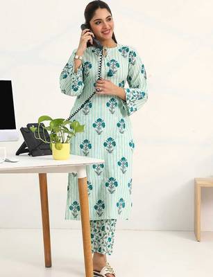 women printed regular cotton blend kurta with trousers 1