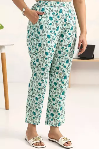 women printed regular cotton blend kurta with trousers