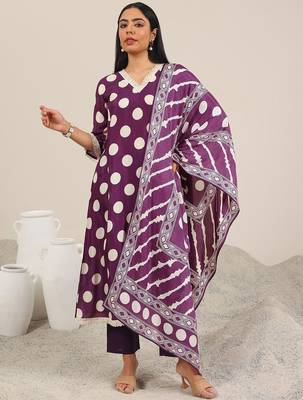 polka dot printed v-neck straight kurta with trouser & dupatta 1