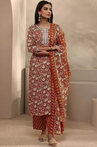 women floral printed regular thread work kurta with trousers & with dupatta