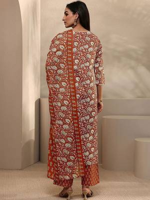 women floral printed regular thread work kurta with trousers & with dupatta 4