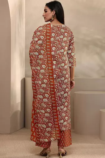 women floral printed regular thread work kurta with trousers & with dupatta
