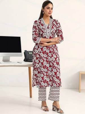 women floral printed regular kurta with trousers & with dupatta 6