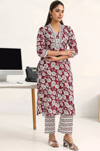 women floral printed regular kurta with trousers & with dupatta