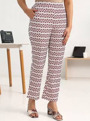 women floral printed regular kurta with trousers & with dupatta 7