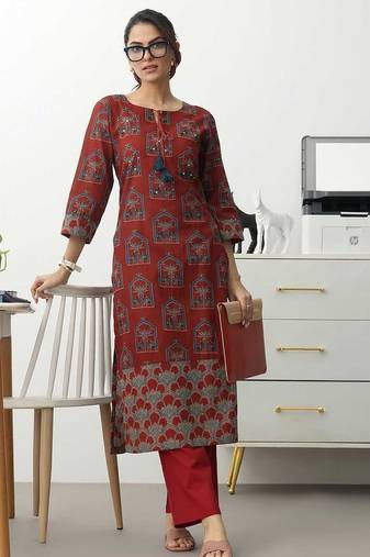 women ethnic motifs printed regular cotton blend kurta with trousers