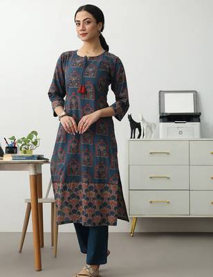 women ethnic motifs printed regular kurta with trousers 3