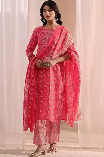 women ethnic motifs printed regular kurta with trousers & with dupatta
