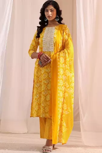 women ethnic motifs printed regular kurta with trousers & with dupatta