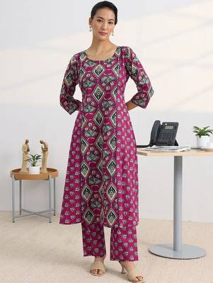 libas pink floral printed cotton blend a-line kurta set 3