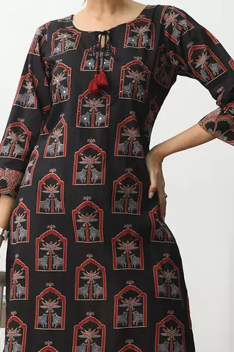 women ethnic motifs printed regular cotton blend kurta with trousers