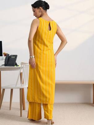 women striped regular kurta with palazzos 4