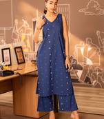 women geometric printed kurta with palazzos