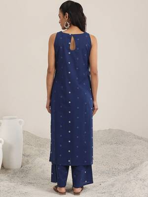 women geometric printed kurta with palazzos 5