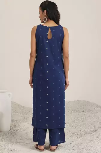 women geometric printed kurta with palazzos