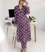 women ethnic motifs printed regular kurta with trousers