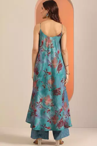 women floral printed regular kurta with trousers