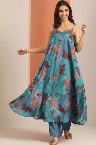 women floral printed regular kurta with trousers