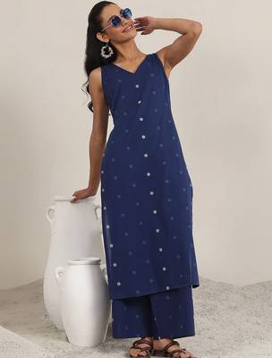 women ethnic motifs printed regular kurta with palazzos 1