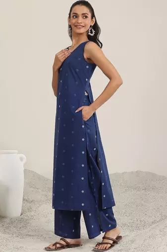 women ethnic motifs printed regular kurta with palazzos