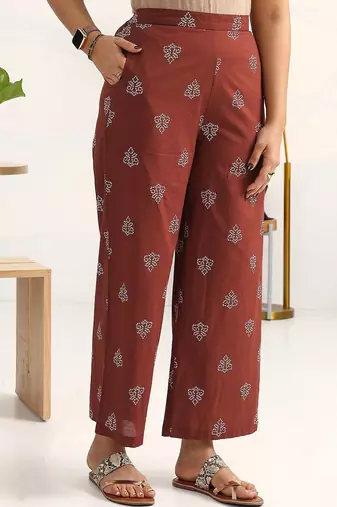 women ethnic motifs printed regular cotton blend kurta with palazzos