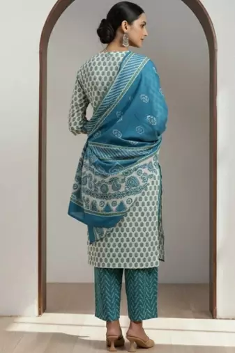 women ethnic motifs printed regular kurta with trousers & with dupatta