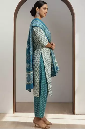 women ethnic motifs printed regular kurta with trousers & with dupatta