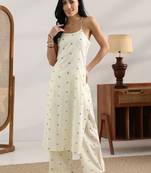 women ethnic motifs printed regular kurta with palazzos