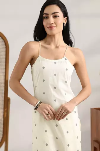 women ethnic motifs printed regular kurta with palazzos