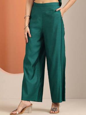 women printed regular kurta with palazzos 5