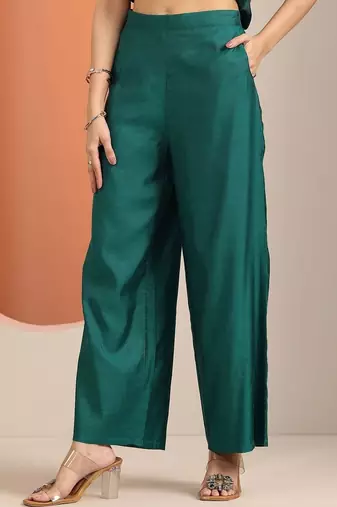 women printed regular kurta with palazzos