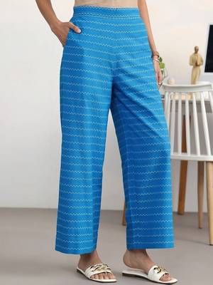 women printed regular kurta with palazzos 6