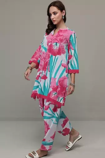 white floral printed cotton straight kurta set
