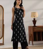 women ethnic motifs printed regular kurta with palazzos