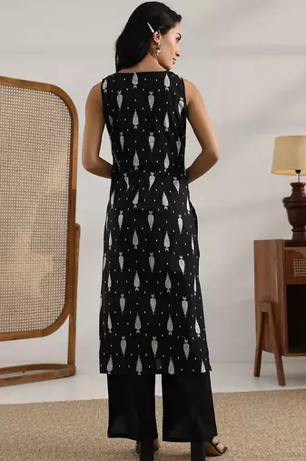 women ethnic motifs printed regular kurta with palazzos