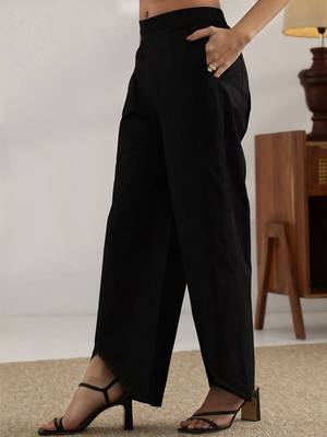 women ethnic motifs printed regular kurta with palazzos 7