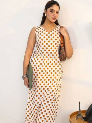 women printed regular kurta with palazzos 5