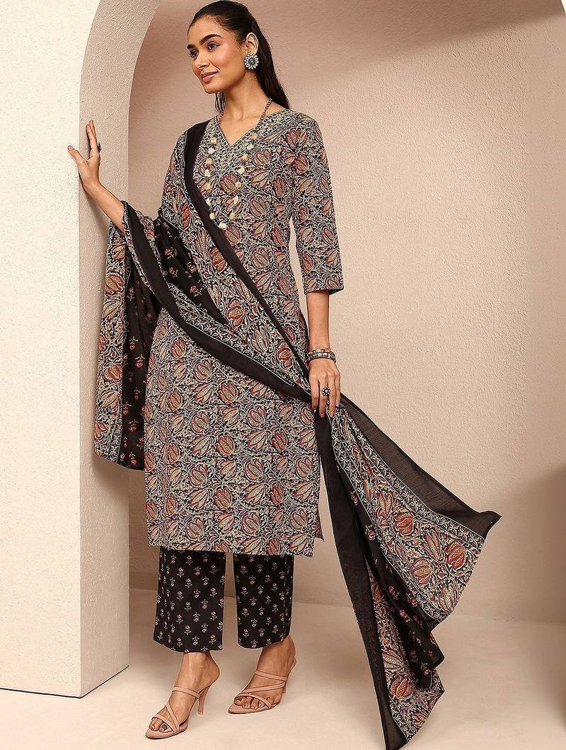 women ethnic motifs printed regular kurta with trousers & with dupatta