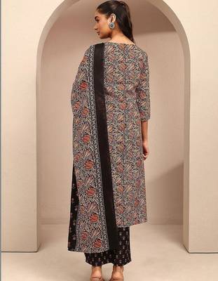 women ethnic motifs printed regular kurta with trousers & with dupatta 5