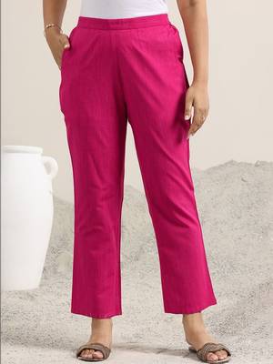 women ethnic motifs printed regular thread work kurta with trousers & with dupatta 2