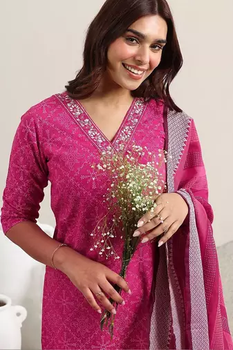 women ethnic motifs printed regular thread work kurta with trousers & with dupatta